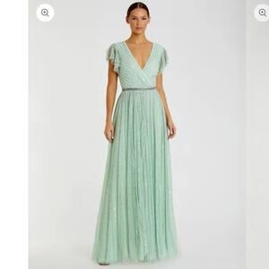 Mac Duggal Sequined Embalisged Ruffled Cap Sleeve Gown Seamist Green Size 10 NWT